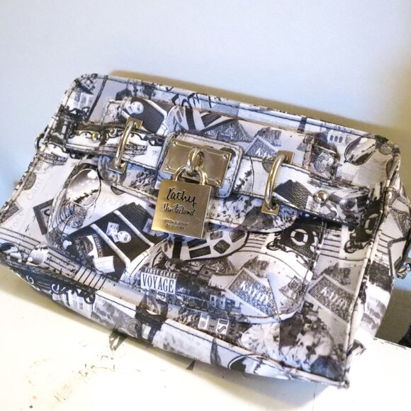 Kathy Van Zeeland Handbag New York City Theme - Picture 8 of 11